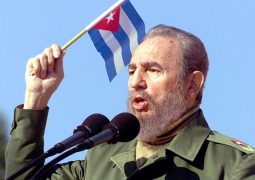 Cuba presta primeira grande homenagem a Fidel Castro na Praça da Revolução